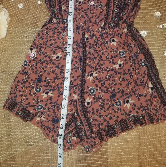 Cute Romper by Rue 21 - Picture 7 of 7